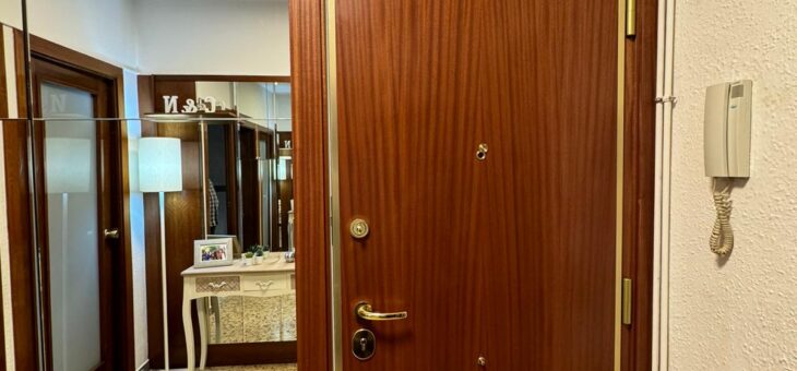 ¿Se puede instalar una puerta acorazada en un piso antiguo?