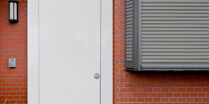 ¿Cuánto cuesta una puerta acorazada en Barcelona?